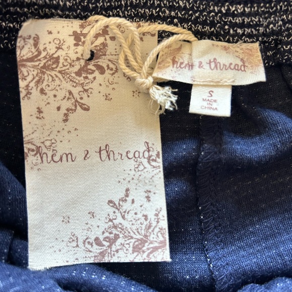 Hem and thread blue with fringe shorts - size small. - Picture 3 of 4